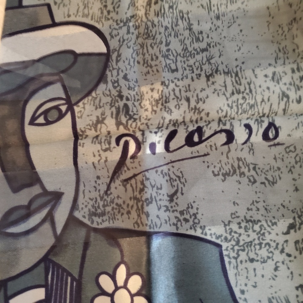 🆕Picasso Scarf - Picture 1 of 3
